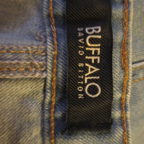 Jean skirt with 4 pockets and back slit - Picture 5 of 6